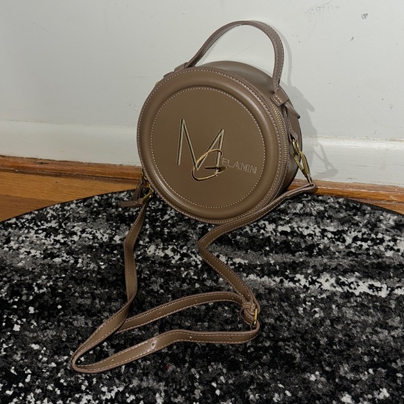 Melanin Goddess Round Bag - Picture 1 of 3